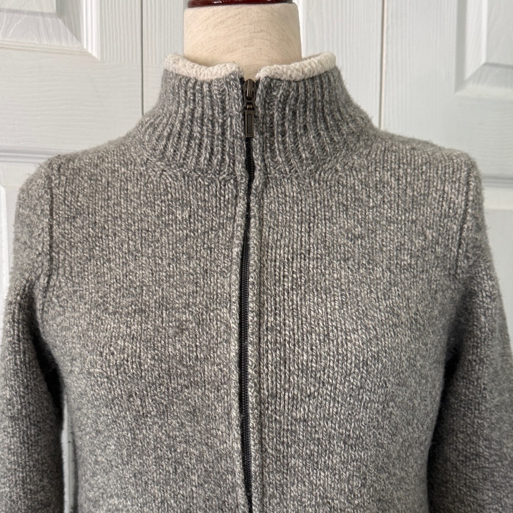 LL Bean Sweater Jacket Women’s Gray Full Zip Lambs Wool Sherpa Lined Cozy Sz M - Picture 3 of 11